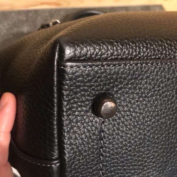 🛑SOLD🛑🖤Coach Black Turnlock Cara Satchel! - Picture 9 of 14